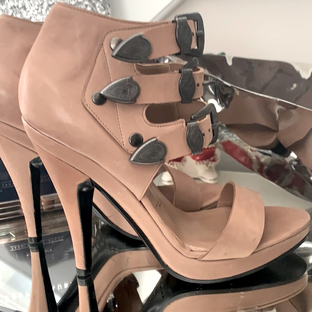SIGERSON MORRISON PLATFORM NUDE HEELS